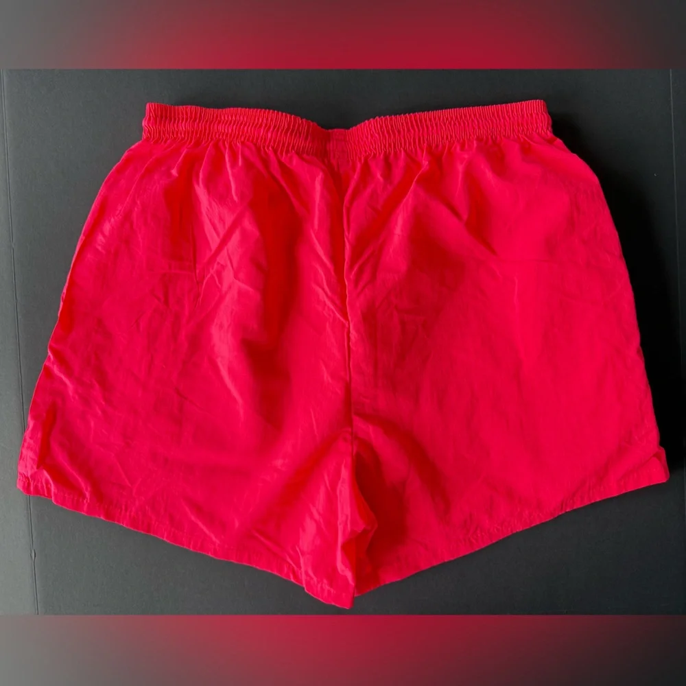 Vintage Shephard's Tiki Beach Bar & Grill Clearwater, FL Shorts - Size LARGE - Picture 7 of 7